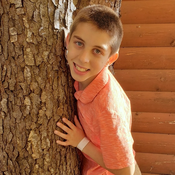 Meet your Posher, Kathy Jo - Picture 6 of 8